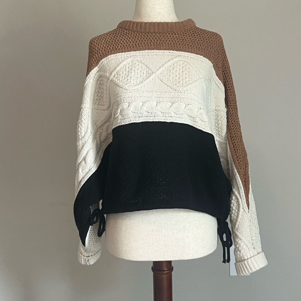 Colorblock Cropped Cable Knit Sweater in Brown, Cream & Black